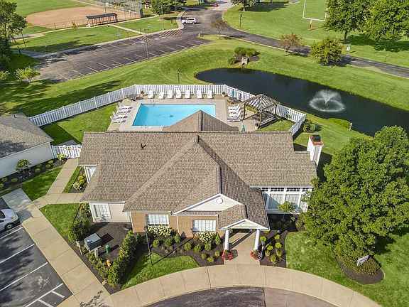 Columbia Woods Apartments Clubhouse and Pool Facility