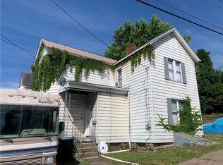 200 W 8th Ave, Tarentum, PA