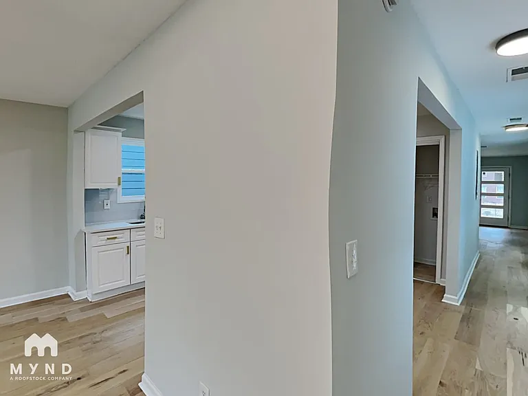 480 Rockwell St SW — Photo 5