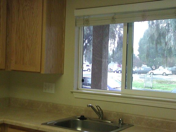 3rd image of 95 Pennsylvania Dr APT 22