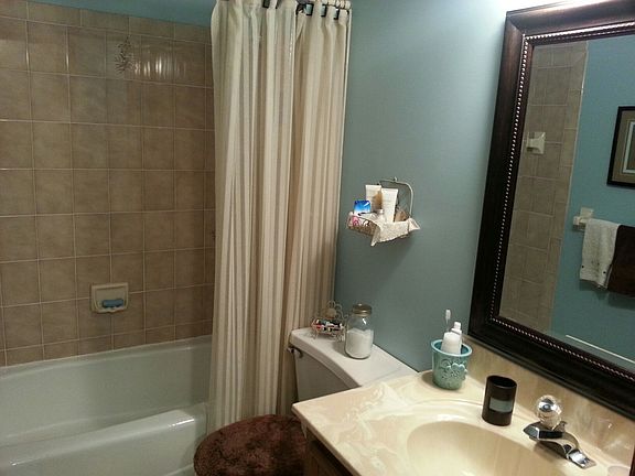 4th image of 1209 Aspen Dr