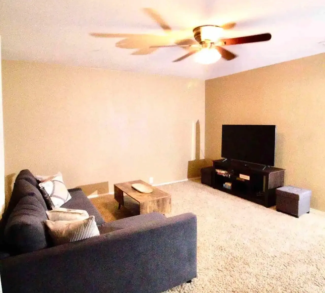 4 bed, $4,200 — Photo 2