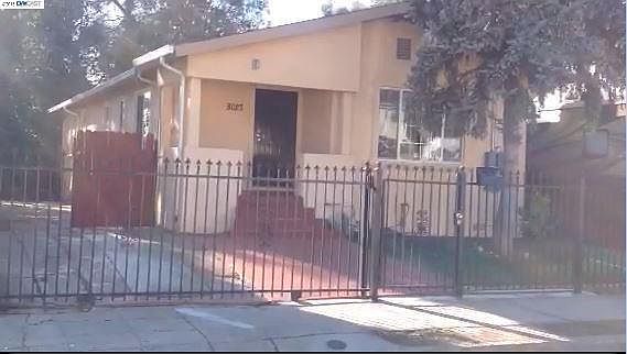 1st image of 8023 Dowling St
