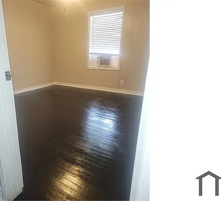 10313 Caxton St — Photo 4
