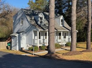 2713 Bowles Ln, Glen Allen, VA 23060