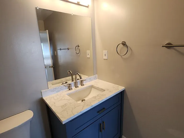 1331 Bayville St — Photo 31