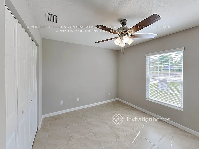 373 NW Avens St — Photo 9