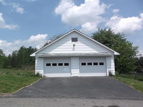 3rd image of 901 Susquehanna St