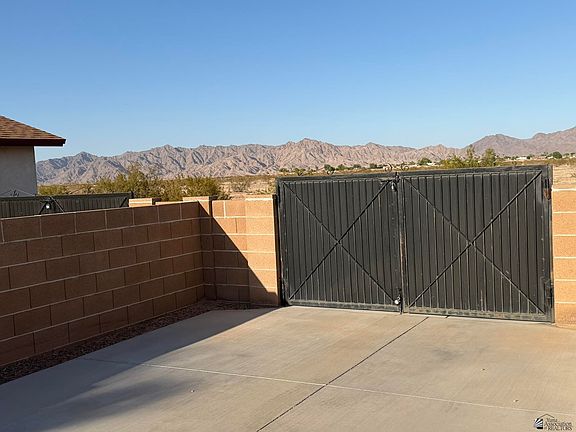 2nd image of 10372 S Avenue 10 1/2 E