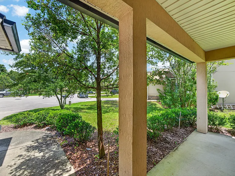 112 Kildrummy Ct — Photo 7