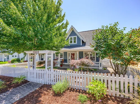 240 Cottage St, Jacksonville, OR 97530