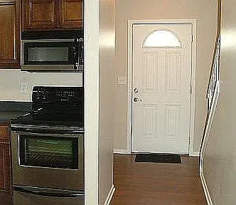 3 bed, 2.5 bath, 1254 sqft, $2,000 — Photo 1