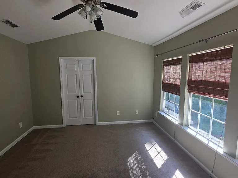 4246 Vienna Crest Dr — Photo 8