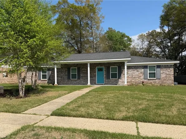 4413 Radian Dr, Mobile, AL 36693