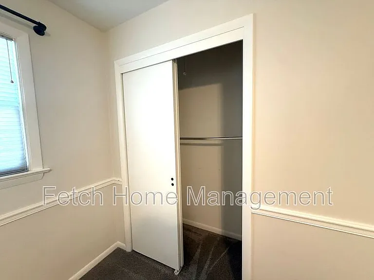 417 Surrey Dr — Photo 25