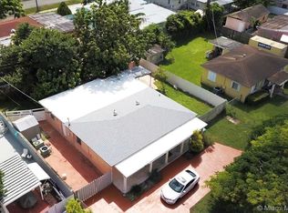 10040 SW 38th Ter, Miami, FL 33165