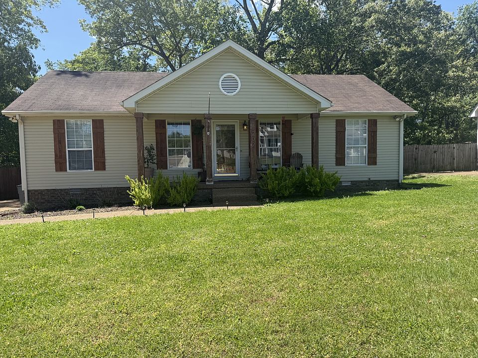 2nd image of 7202 Chester Rd
