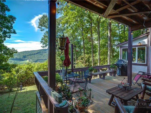 302 Eagle Nest Lane, Fleetwood, NC 28626