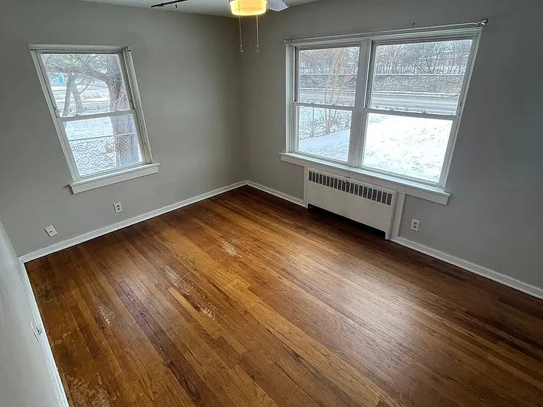 1660 St Joseph Blvd — Photo 24