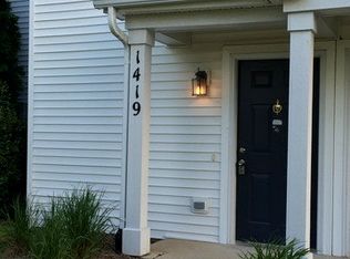 1419 McClure Rd, Aurora, IL 60505