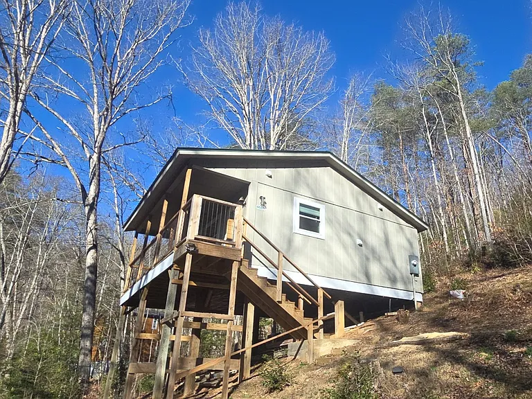 Mitchell Cv — Photo 4