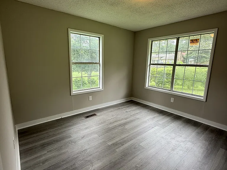 4800 Norway Ave — Photo 7