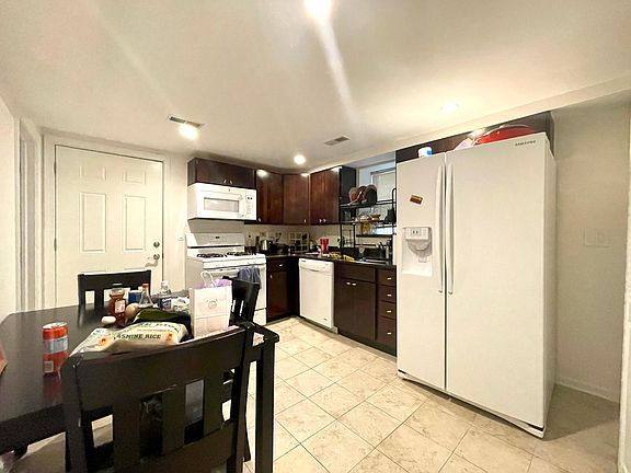 3rd image of 2940 N Kimball Ave #Basement