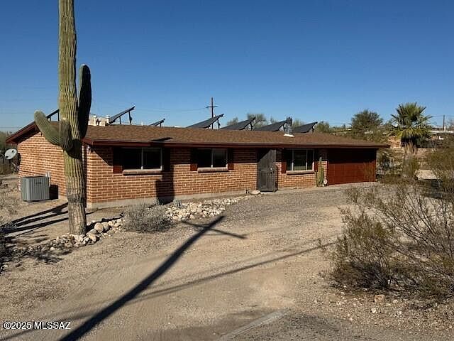 1st image of 5505 N La Canada Dr