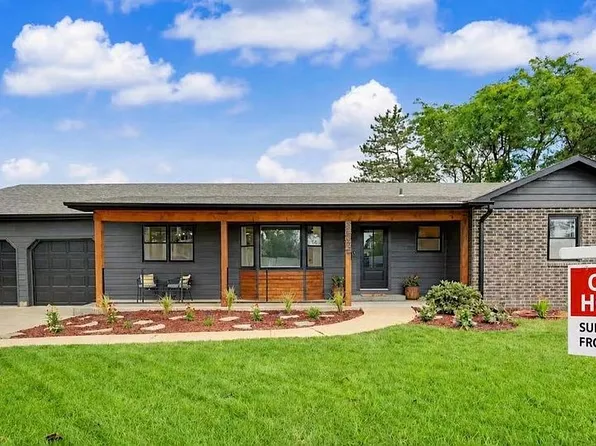 2537 Argonne Dr, Salina, KS 67401