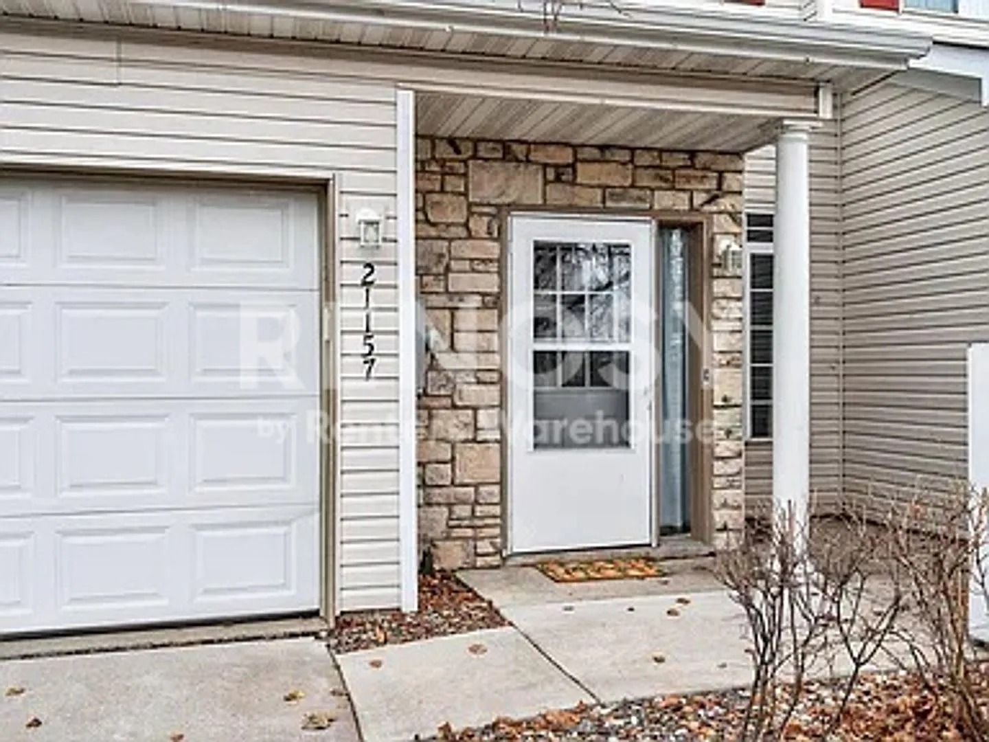 Forest Lake 2BR/2BA Townhome - Available Now - $1,995 — Photo 3
