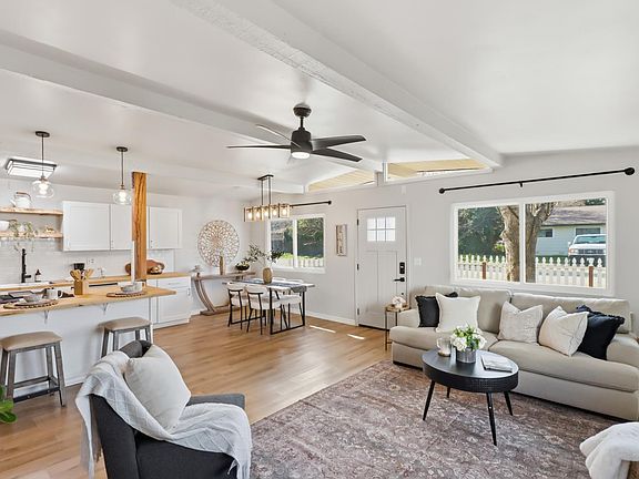 5th image of 2431 Madrone St