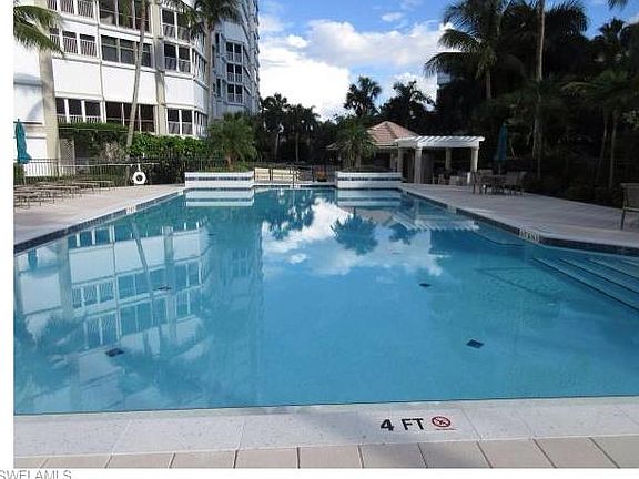 3rd image of 4401 Gulf Shore Blvd N #E-1808