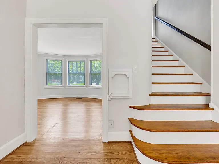 318 Woodrow St #318 — Photo 7