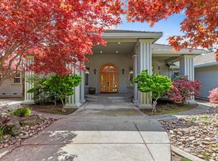 5000 Peach Blossom Ln, Oakdale, CA 95361