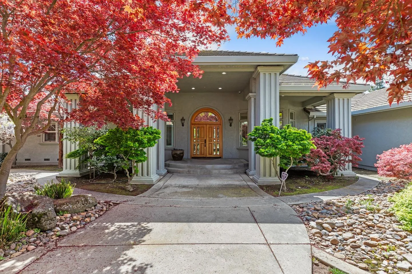 5000 Peach Blossom Ln photo 1