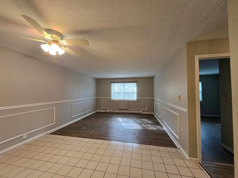 Creekwood Apartments - Farmington — Photo 24