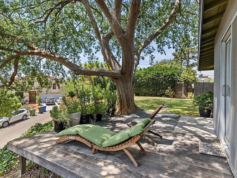 4608 Nob Hill Dr #1 — Photo 16
