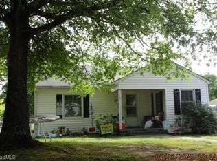 1009 Lee St, Asheboro, NC 27203
