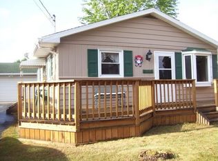 3914 Custer St, Manitowoc, WI 54220