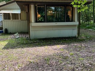 2355 Orchard Landing Rd, Brethren, MI 49619