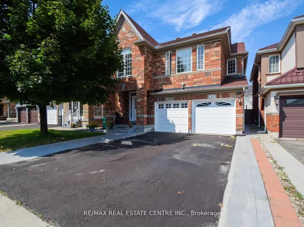 103 Botavia Downs Dr, Brampton, ON L7A 3P6