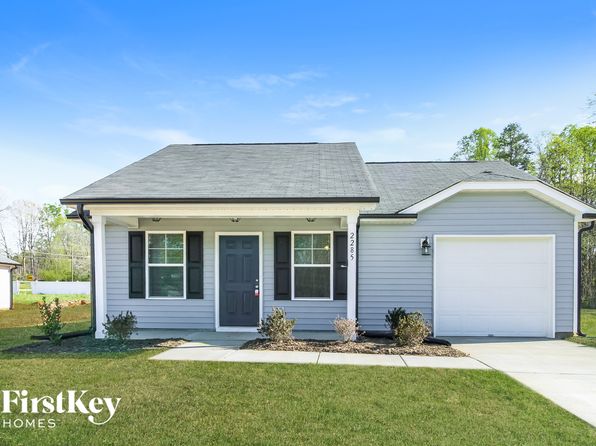 2285 Harvest Stone Ln, Winston Salem, NC 27106