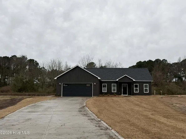 416 Wade Drive, Richlands, NC 28574