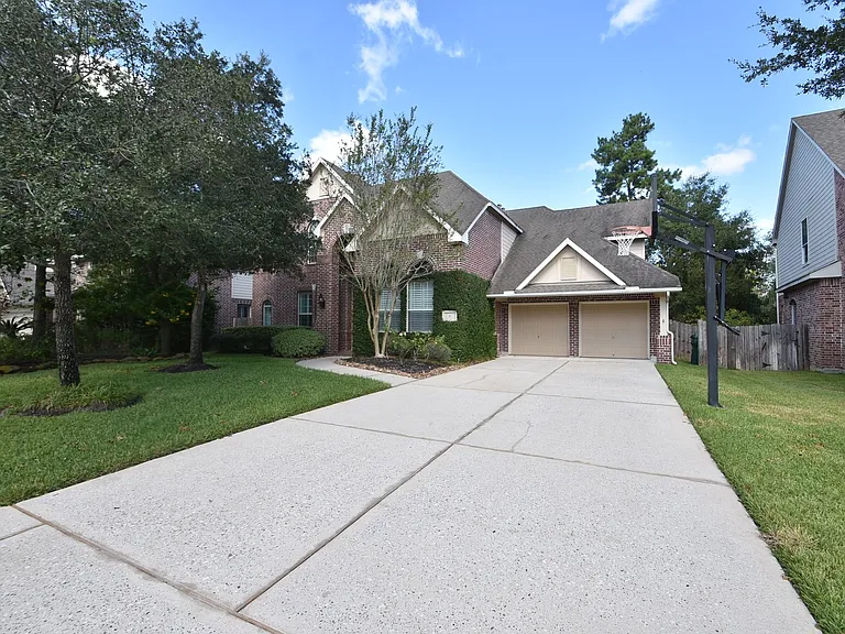 10 Renoir Trail Pl — Photo 36