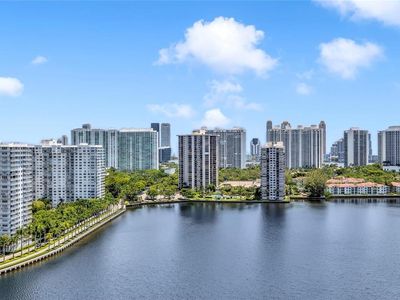 2750 NE 183rd St APT 2202, Aventura, FL, 33160
