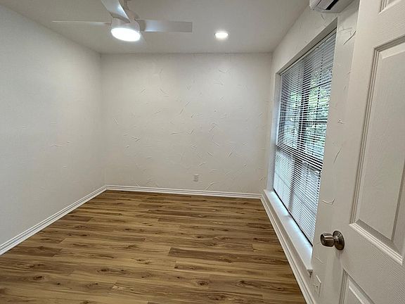 5th image of 4207 Ashmont Ct #1