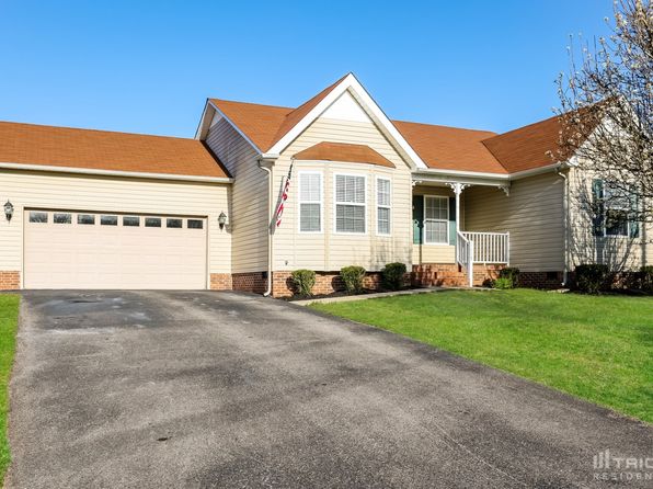 1605 Mary Ct