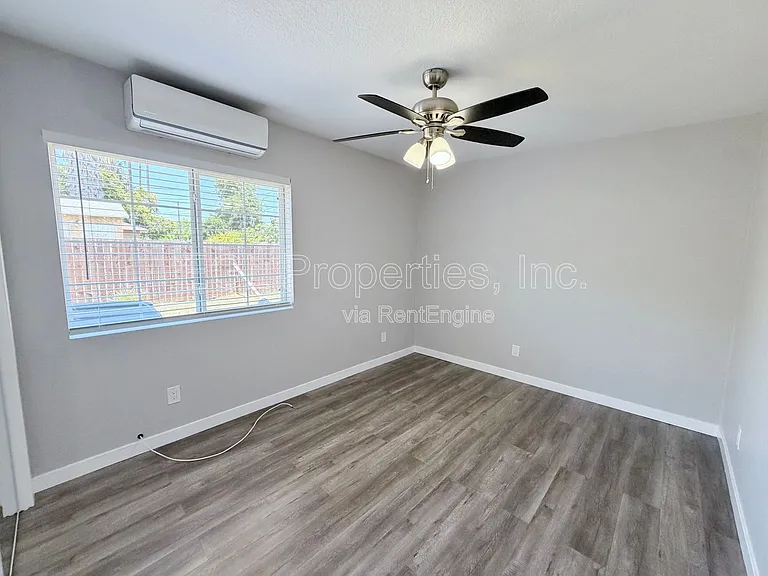 13226 Stanford Ave — Photo 8