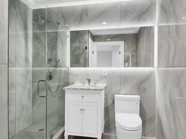 19-19 24th Avenue image 4 of 5