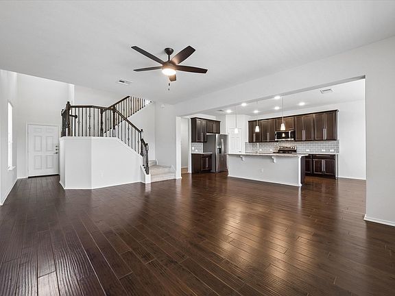 4th image of 1321 Canopy Creek Way